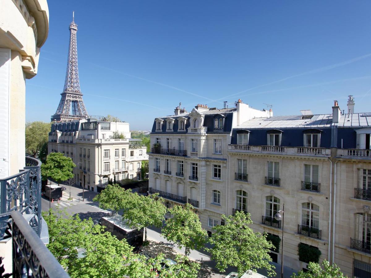 Outstanding 2 Bedrooms With A Terrific Eiffel Tower View Paris Exterior foto